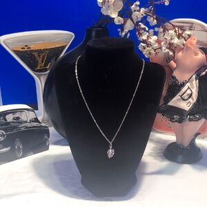 Fasion Elegant Silver Leaf Pendant Necklace